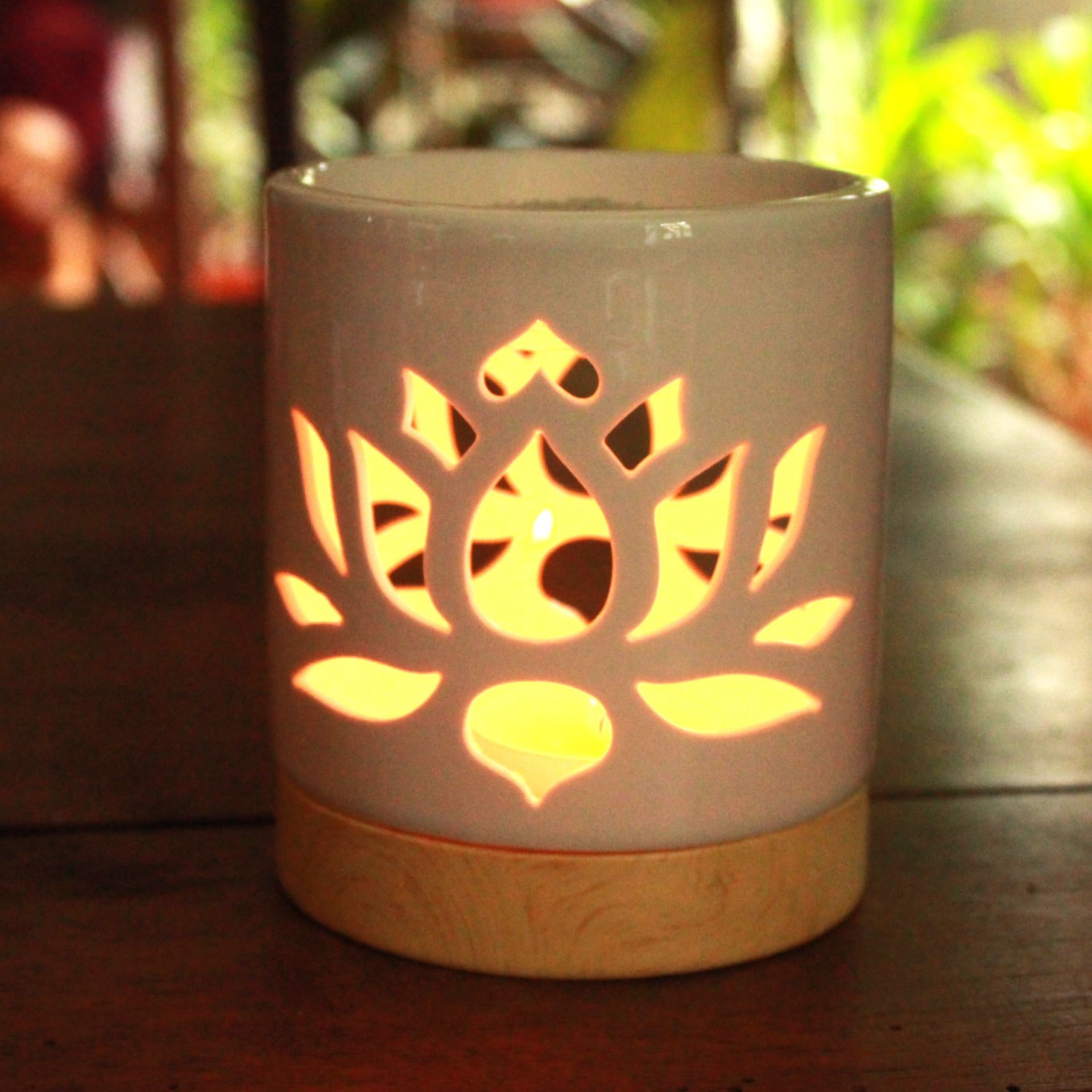 Brûle-parfum: céramique Nénuphar Brûle-parfum: céramique Nénuphar